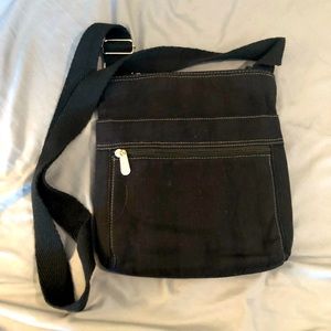 Thirty-One Organizing Cross Body in Black - LN